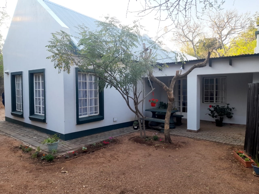 11 Bedroom Property for Sale in Zandfontein A H North West